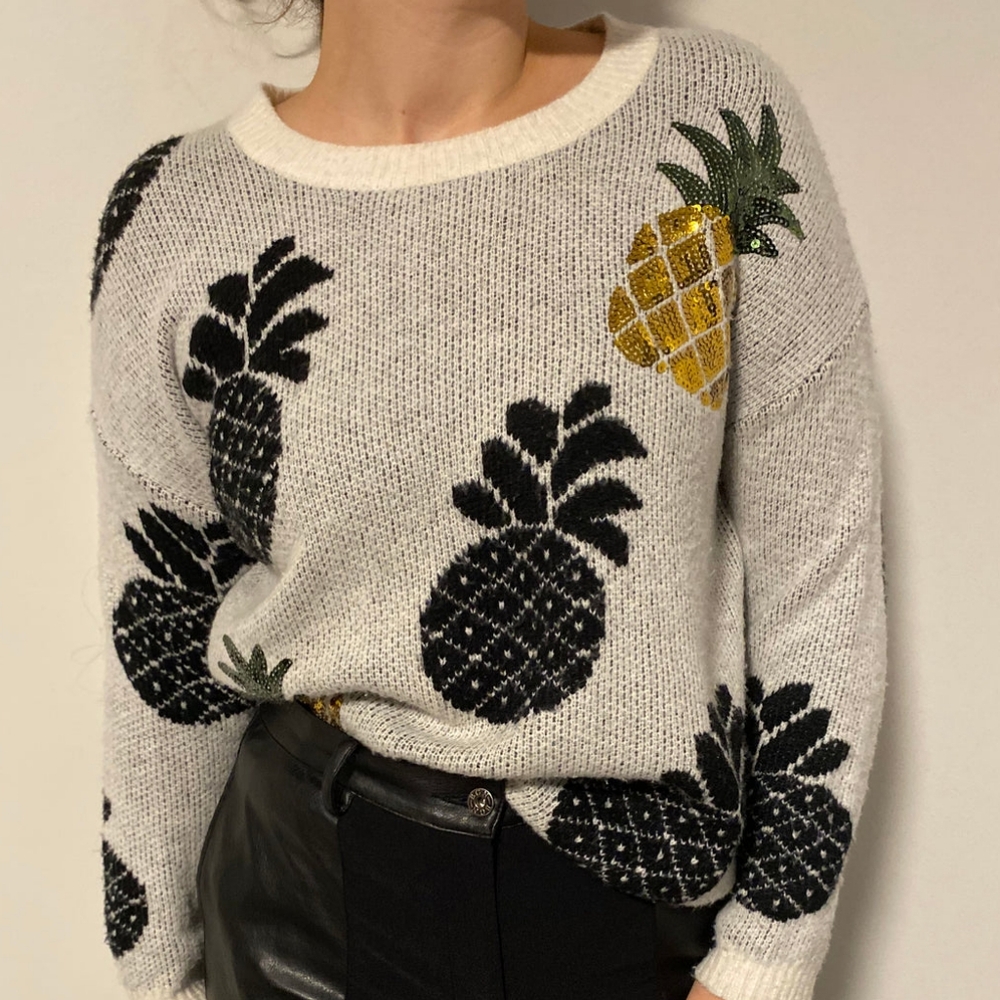 Dreamers acrylic pineapple sweater